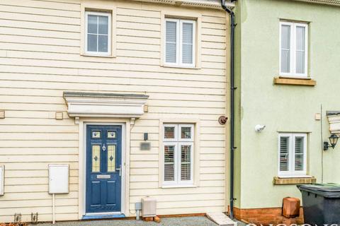 3 bedroom terraced house for sale, Canberra Road, Watton