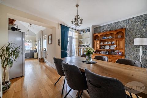 undefined, Mount Pleasant Road, Aldershot GU12