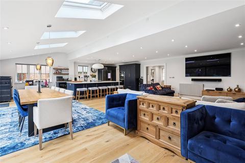 5 bedroom detached house for sale, Westcar Lane, Walton-on-Thames, KT12