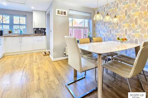 3 bedroom detached house for sale, Ryton Way, Hilton, Derby