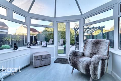 3 bedroom detached house for sale, Hyacinth Close, Clacton-On-Sea