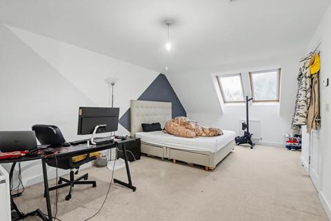 4 bedroom end of terrace house for sale, Butter Row, Stratforf Park