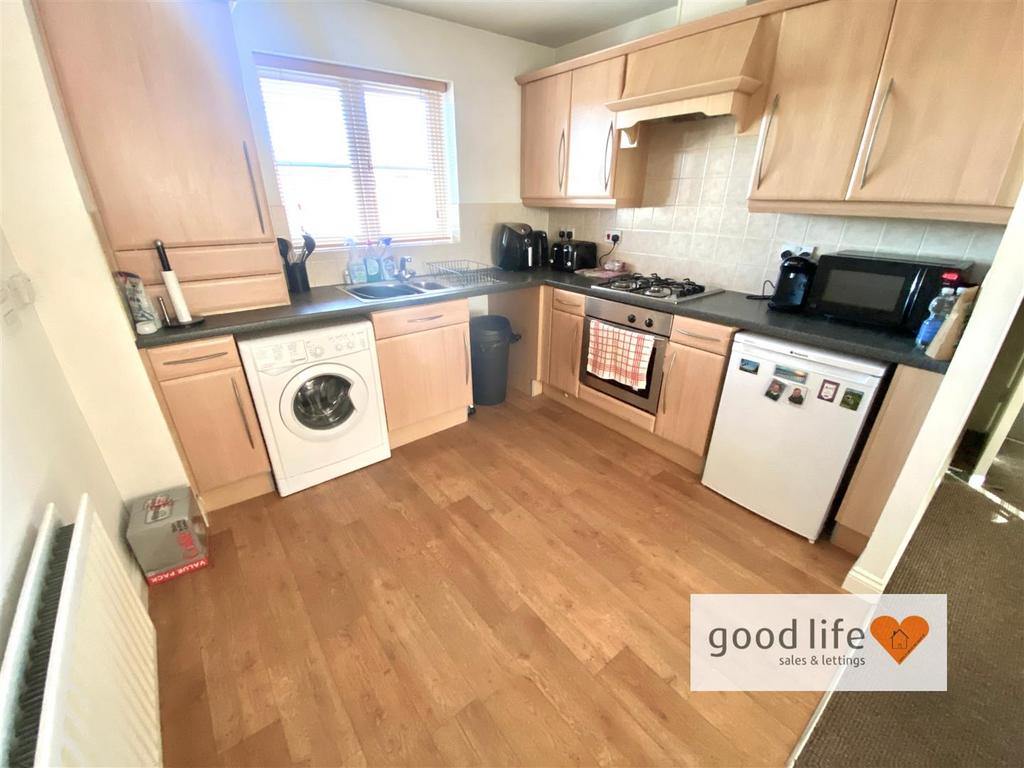 20241126 113559045 i OS38 AYLESFORD.jpg