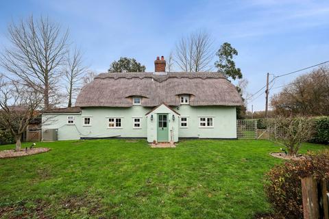 3 bedroom detached house for sale, Beazley End, Braintree, CM7