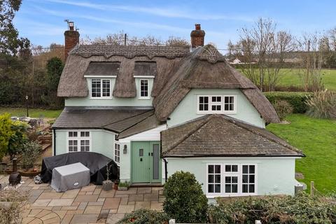 3 bedroom detached house for sale, Beazley End, Braintree, CM7