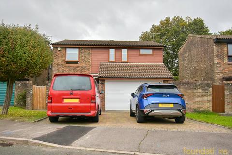 4 bedroom detached house for sale, Portfield Close, Bexhill-on-Sea, TN40