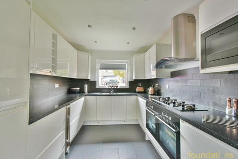 4 bedroom detached house for sale, Portfield Close, Bexhill-on-Sea, TN40