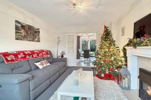 4 bedroom detached house for sale, Hidcote Way, Great Notley, Braintree, CM77