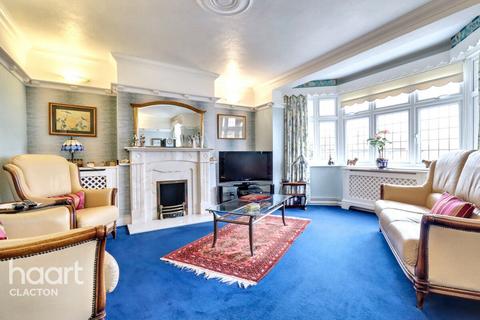 3 bedroom apartment for sale, Eton Court, Eton Road, Frinton-on-Sea