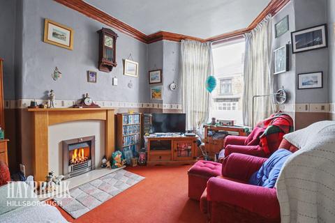 3 bedroom end of terrace house for sale, Carlton Road, Sheffield