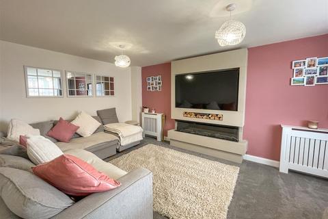 4 bedroom detached house for sale, 5 Balaguer Grove, Darlington