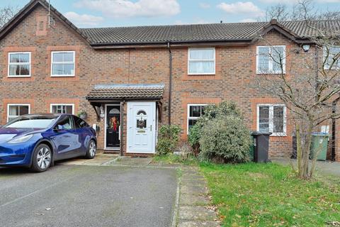 2 bedroom terraced house for sale, St Michaels Drive, Watford, WD25