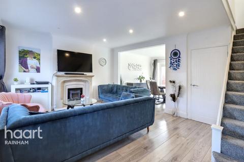 3 bedroom semi-detached house for sale, Stoke Road, Rainham, RM13 9SF
