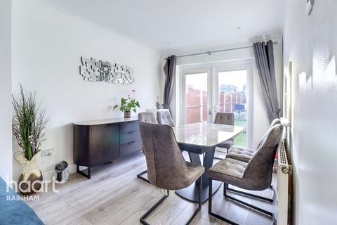 Stoke Road, Rainham, RM13 9SF