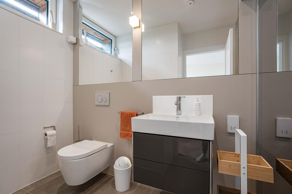 En suite Shower Room
