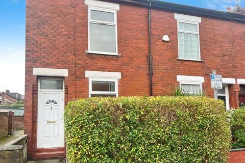 2 bedroom end of terrace house to rent, Waverley Road, Sale, Greater Manchester, M33