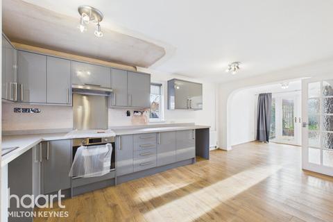 undefined, France Furlong, Great Linford