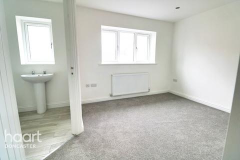3 bedroom semi-detached house for sale, Railway Court, Thompson Terrace, Doncaster