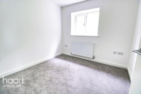 3 bedroom semi-detached house for sale, Railway Court, Thompson Terrace, Doncaster