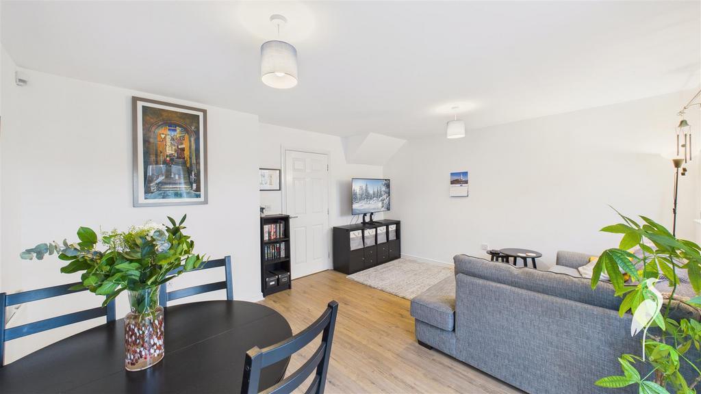 Living & Dining Area