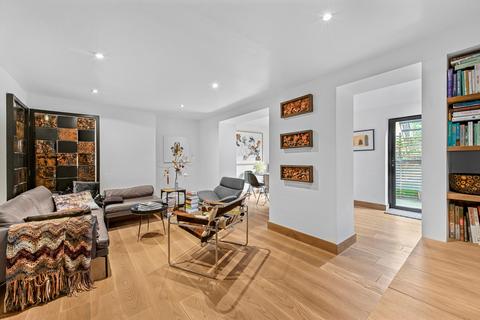 2 bedroom flat for sale, Mildmay Grove South, London, N1