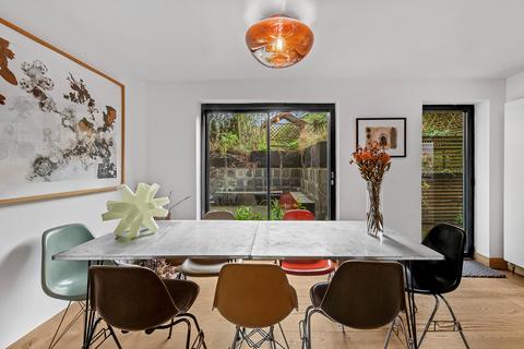 2 bedroom flat for sale, Mildmay Grove South, London, N1