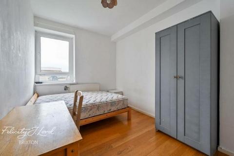 4 bedroom flat for sale, Stockwell Road, London SW9