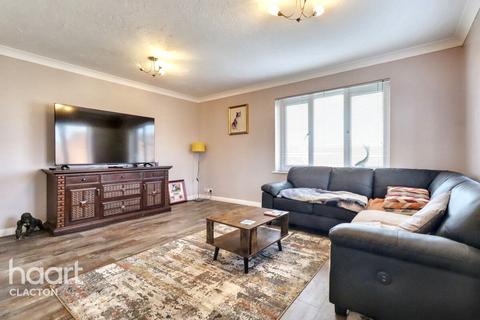 2 bedroom apartment for sale, Saxmundham Way, Clacton-On-Sea
