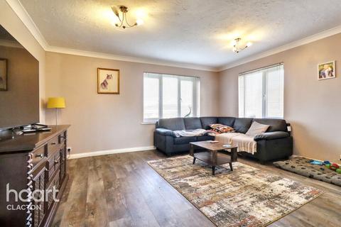 2 bedroom apartment for sale, Saxmundham Way, Clacton-On-Sea