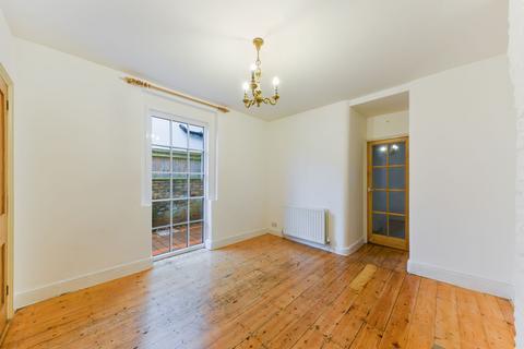 3 bedroom house to rent, Ellerton Road, Surbiton KT6