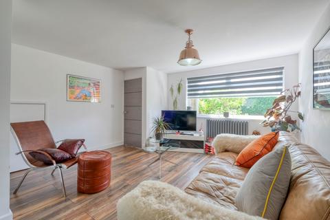 3 bedroom terraced house for sale, Rothley Walk, Birmingham, B38