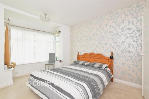 undefined, Queens Grove, Waterlooville PO7