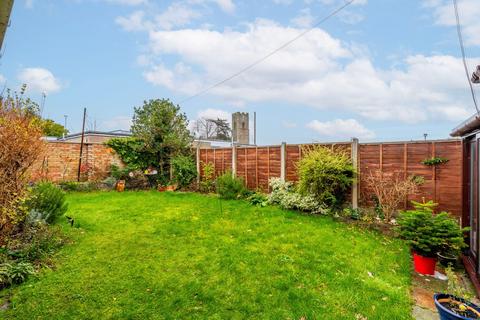 4 bedroom link detached house for sale, Sunningdale Avenue, Pakefield