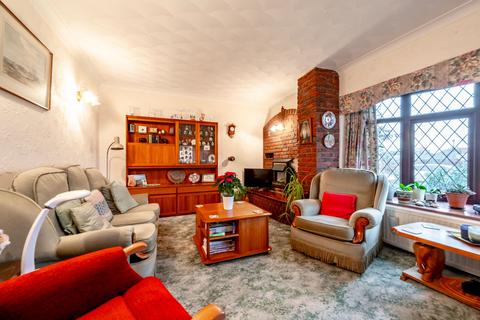 4 bedroom link detached house for sale, Sunningdale Avenue, Pakefield