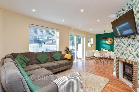 undefined, The Byway, Brighton BN1