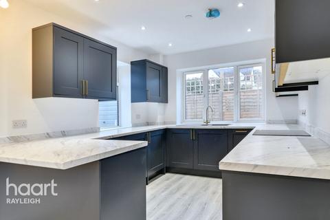 3 bedroom detached house for sale, Cheapside East, Rayleigh
