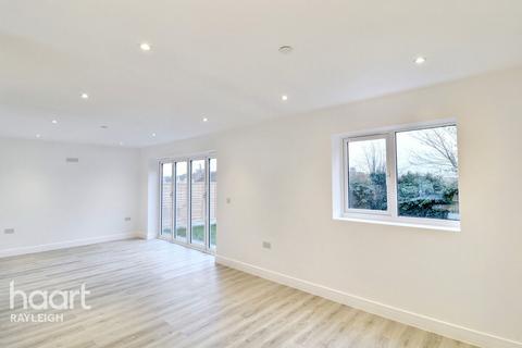 3 bedroom detached house for sale, Cheapside East, Rayleigh