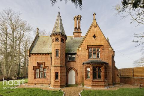 undefined, Fakenham Road, Norwich