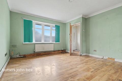 2 bedroom terraced house for sale, Skipacre Avenue, Smallthorne, Stoke-On-Trent ST6 1RY