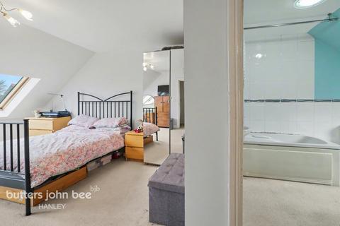 4 bedroom detached house for sale, Abbotts Road, Leek, ST13 6EZ