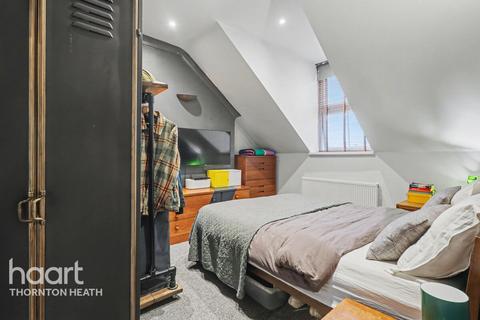 undefined, Upper Grove, LONDON