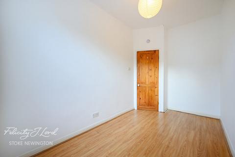 undefined, Gibson Gardens, London N16