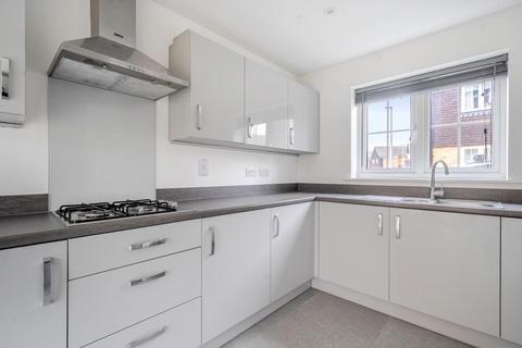 3 bedroom detached house for sale, Calcot - M4 J12 access,  Berkshire,  RG31