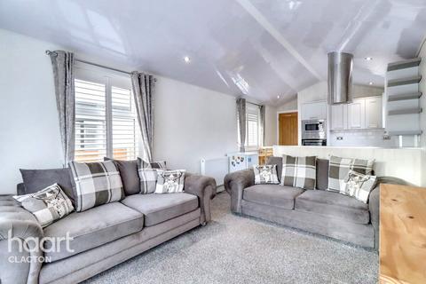 2 bedroom bungalow for sale, Oakleigh Residential Park, Clacton-on-Sea