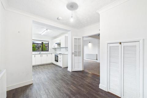 2 bedroom bungalow for sale, Heath Estate, Great Waldingfield, Sudbury, Suffolk, CO10