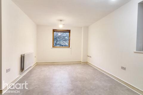 2 bedroom flat for sale, Greyfriars Road, Norwich