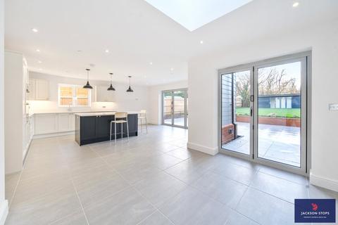 undefined, Newport Road, Wavendon, Milton Keynes, Buckinghamshire, MK17