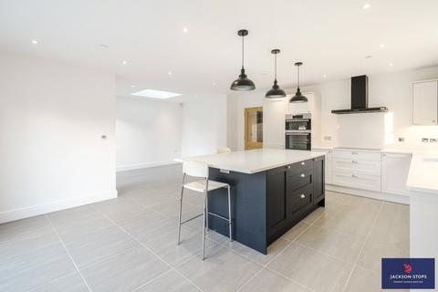 undefined, Newport Road, Wavendon, Milton Keynes, Buckinghamshire, MK17