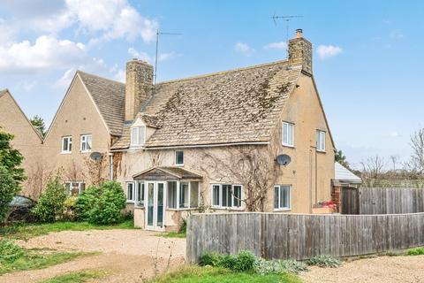 undefined, Blackditch, Stanton Harcourt, Witney