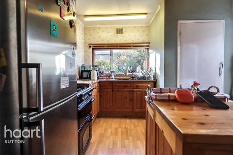 3 bedroom semi-detached house for sale, Lenham Road, Sutton